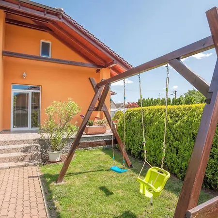 Na Vinařské Stezce *