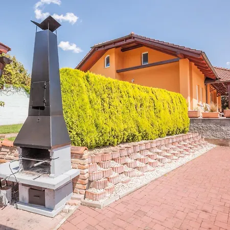 Vakantiehuis Na Vinarske Stezce