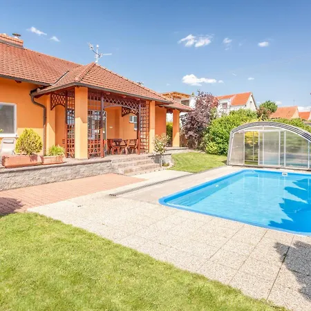 Vakantiehuis Na Vinarske Stezce