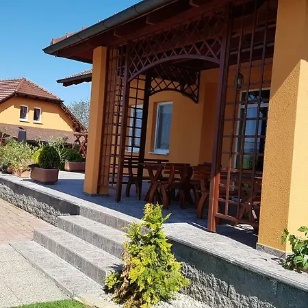 Na Vinarske Stezce Vakantiehuis Starovicky