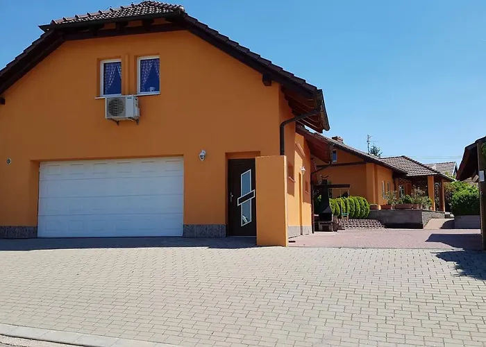 Na Vinarske Stezce Starovicky