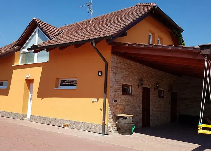Na Vinarske Stezce Feriehus